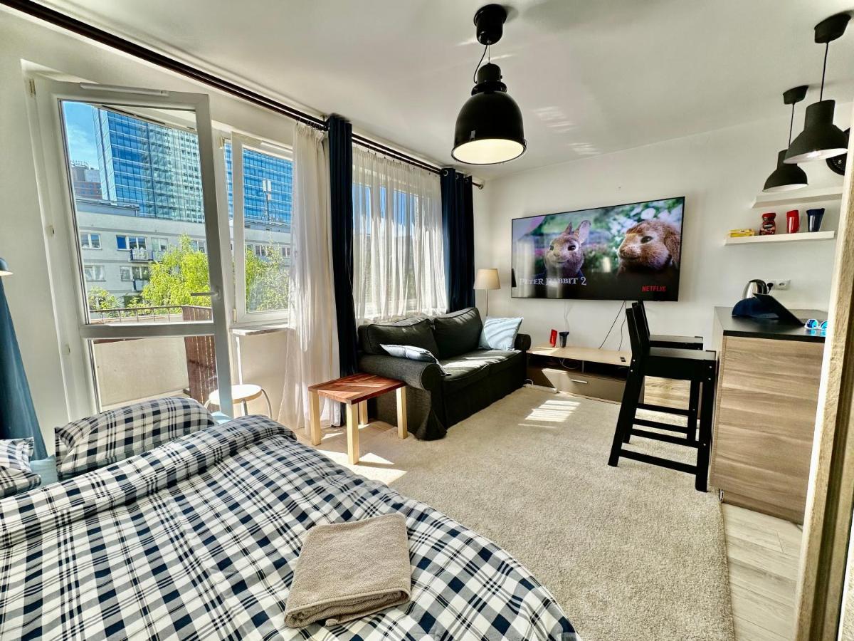 Neon 2 - Fast Wifi 70'Tv Netflix Hbo Max Appletv+ Apartment วอร์ซอ ภายนอก รูปภาพ