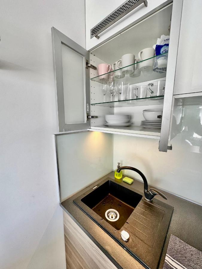 Neon 2 - Fast Wifi 70'Tv Netflix Hbo Max Appletv+ Apartment วอร์ซอ ภายนอก รูปภาพ